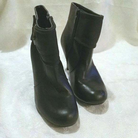 Charming Charlie Bow Trimmed Vegan Leather Boots - Picture 5 of 6